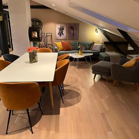 Lejlighed Stylish Gruenerlokka Penthouse With Rooftop Terrace *