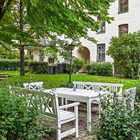 Stylish Gruenerlokka Penthouse With Rooftop Terrace Apartament