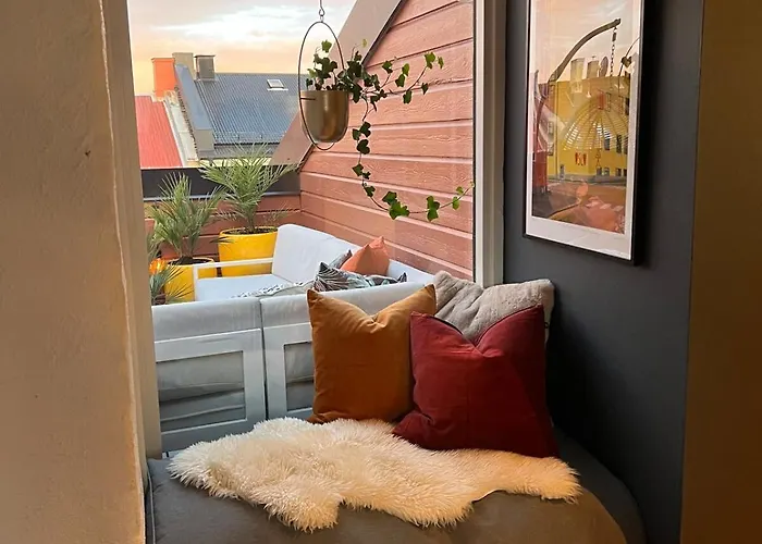 Stylish Gruenerlokka Penthouse With Rooftop Terrace